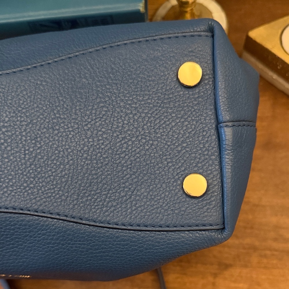 Michael Kors Navy Pebbled Leather Shoulder Bag - Picture 6 of 10